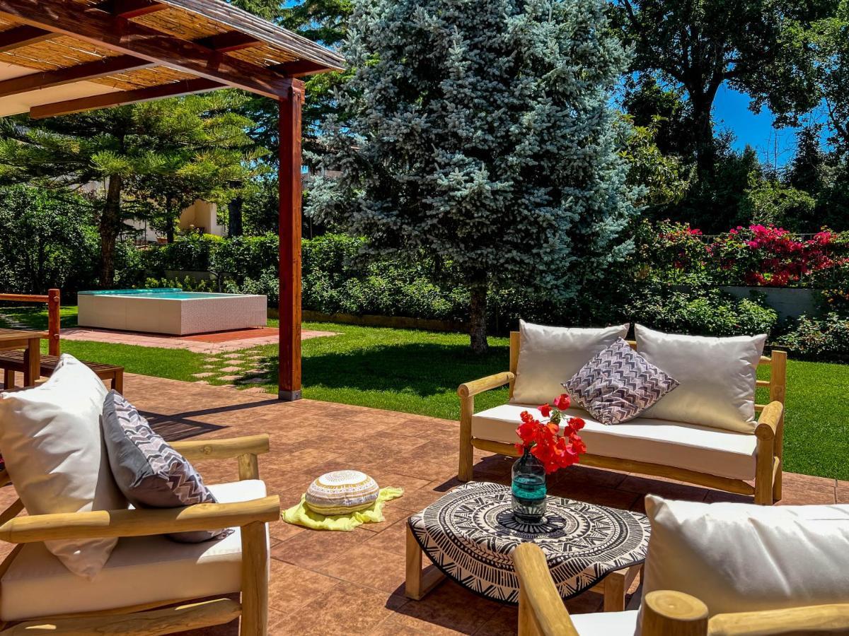 Livingapple Apartment Scauri  Exterior photo